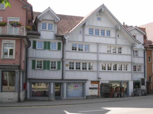 Gossau SG, Wohn- und Geschäftshaus